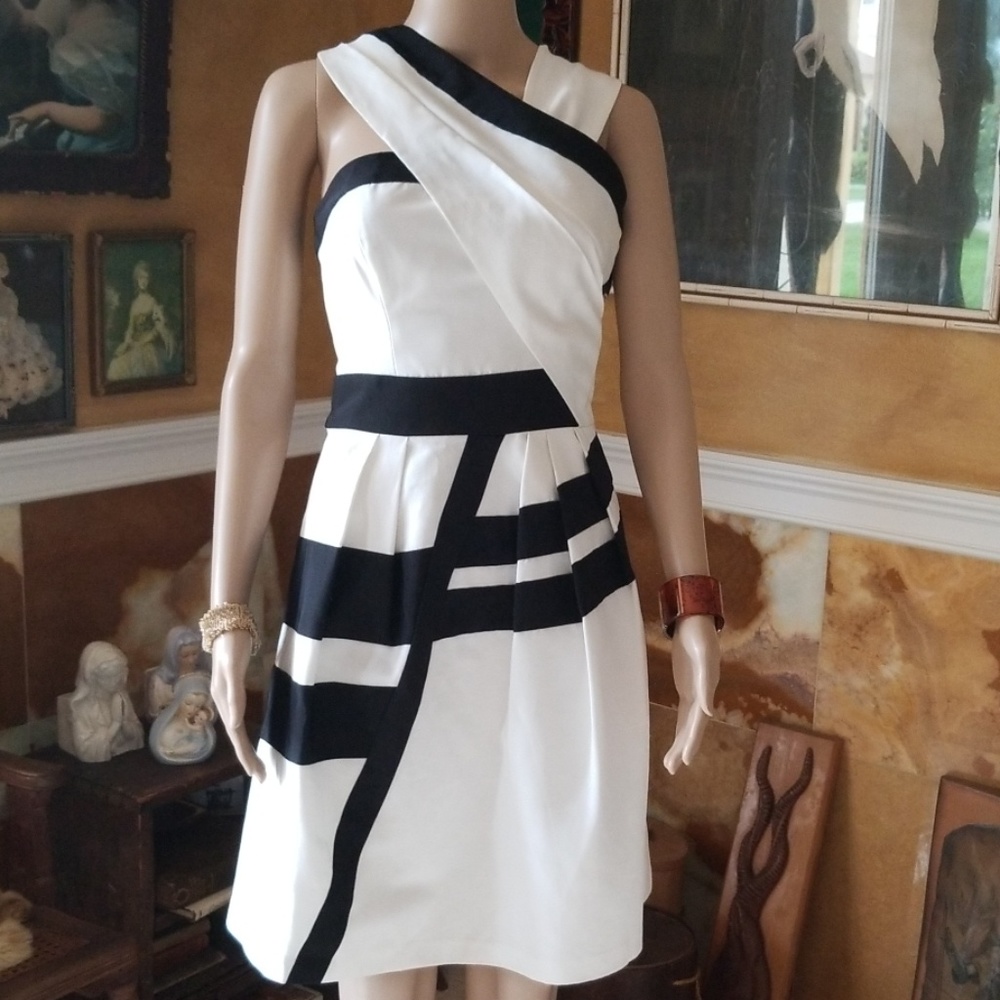 Gorgeous Reiss Neiman Marcus Raina Night Out Dress